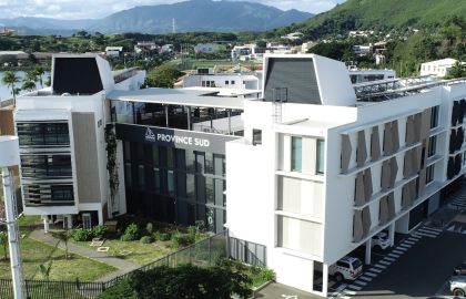 vue aérienne du bâtiment de la province Sud DAEM
