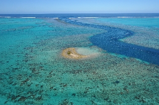 une photo de aérienne Îlot Shark par Martial Dosdane