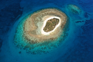 une photo de aérienne Îlot Atire par Martial Dosdane