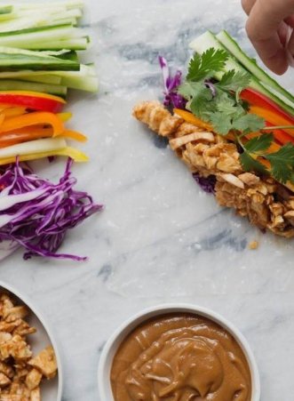 photo de rouleaux de printemps au poulet