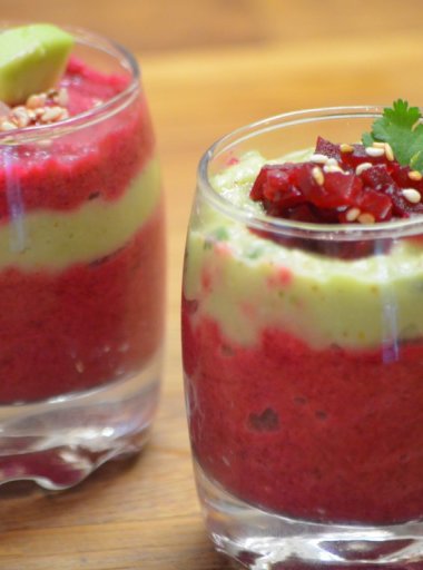 Verrine de mousse de betterave et avocat