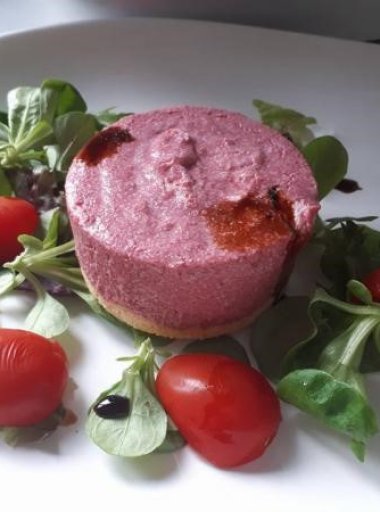 Bavarois de betterave et chèvre frais