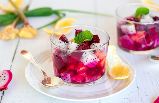 Salade de fruit à l'orange et au pitaya