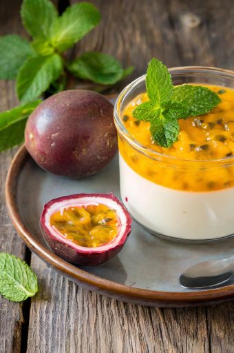 Panna cotta au lait de coco et pomme liane