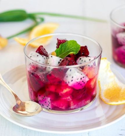 Salade de fruit à l'orange et au pitaya