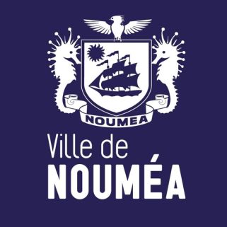 logo : Logo for the City of Nouméa: a crest with a sailing ship, flanked by seahorses, a bird atop, and the banner reading Nouméa on a dark blue background.