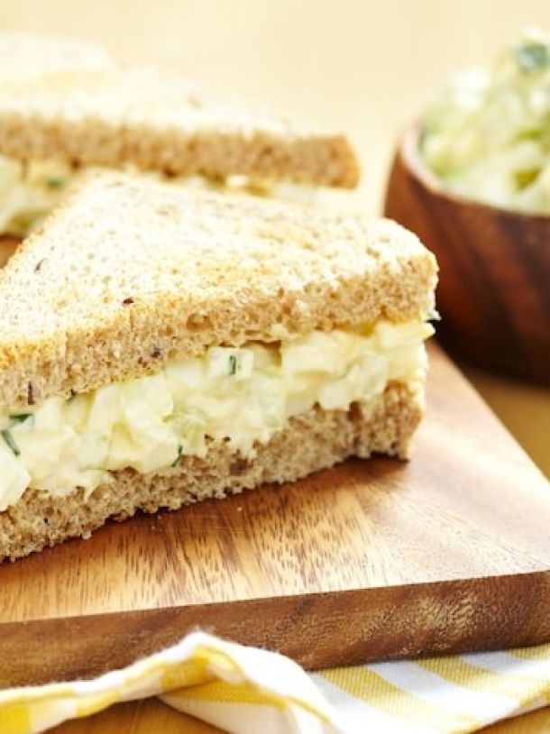 sandwich oeufs avocat