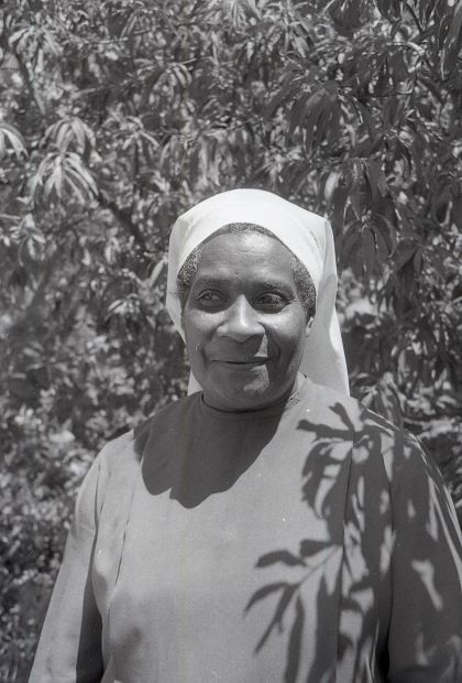 Soeur Caroline Newedou