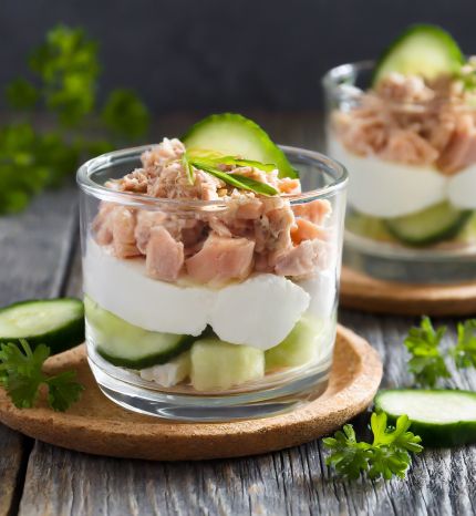 Verrines de concombre au thon