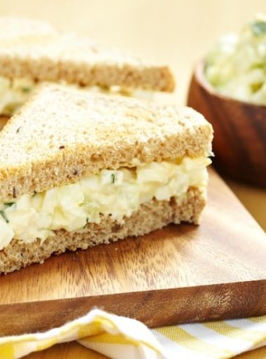 sandwich oeufs avocat