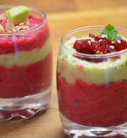 Verrine de mousse de betterave et avocat